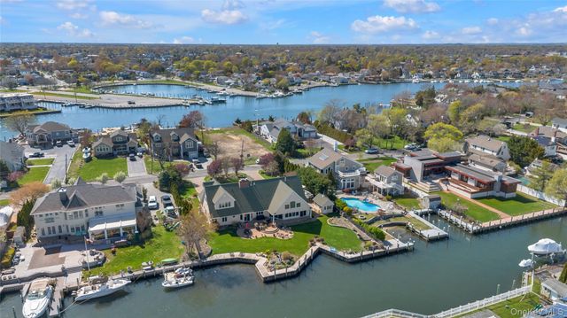 227 W Islip Road, West Islip, NY 11795