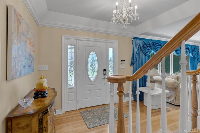 227 W Islip Road, West Islip, NY 11795