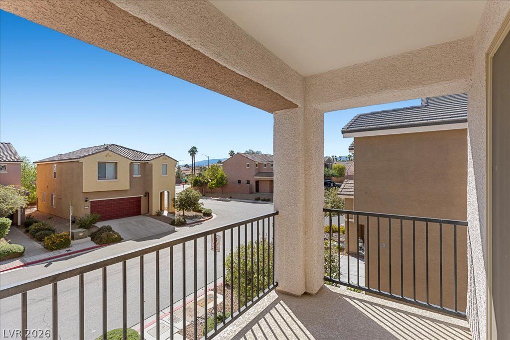8262 Arden Landing Place, Las Vegas, NV 89117 — photo 4