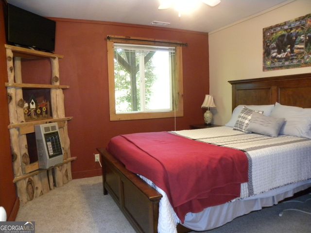 153 Will Zoellner Lane, Mountain City, GA 30525