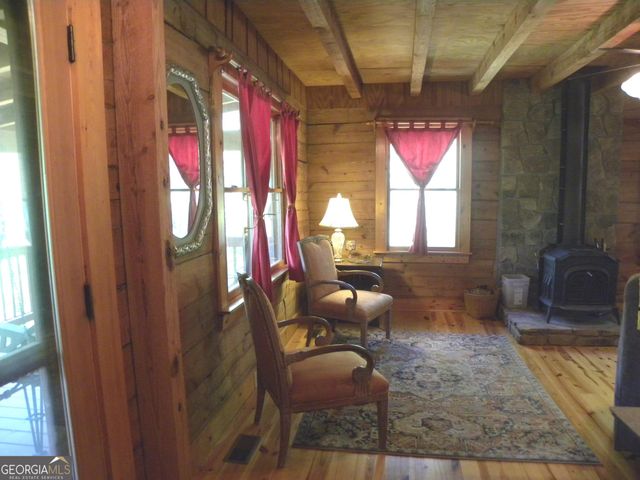 153 Will Zoellner Lane, Mountain City, GA 30525