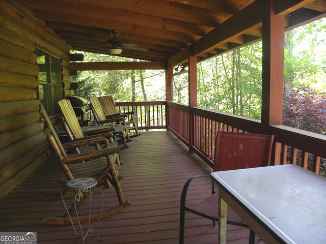 153 Will Zoellner Lane, Mountain City, GA 30525