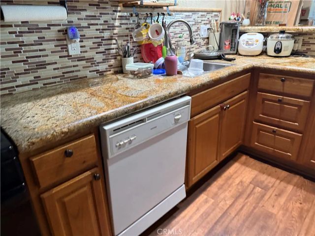 38 Brownfield Lane, Pomona, CA 91766