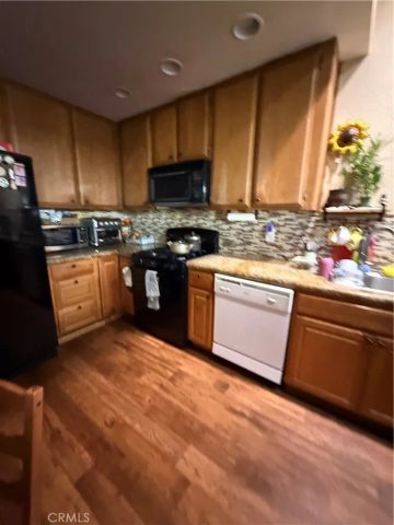 38 Brownfield Lane, Pomona, CA 91766