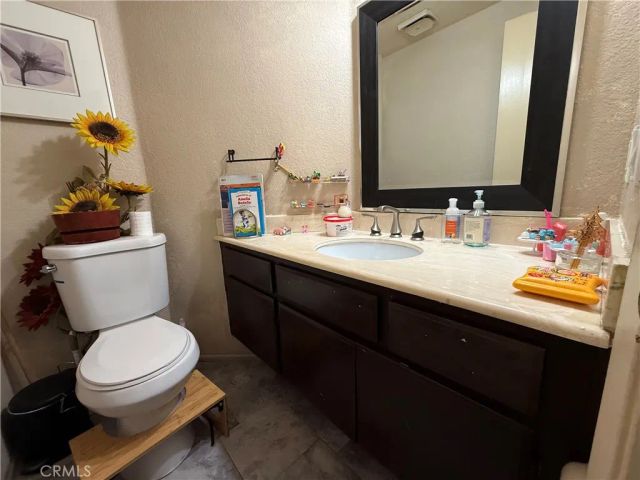 38 Brownfield Lane, Pomona, CA 91766