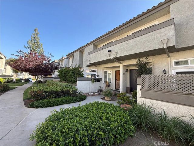 38 Brownfield Lane, Pomona, CA 91766