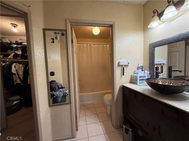 38 Brownfield Lane, Pomona, CA 91766