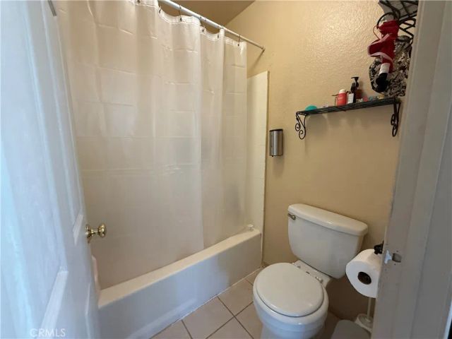 38 Brownfield Lane, Pomona, CA 91766