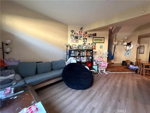 38 Brownfield Lane, Pomona, CA 91766