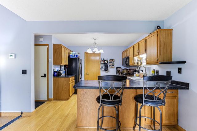 2333 Williams Drive, Burnsville, MN 55337