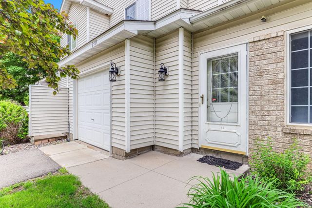 2333 Williams Drive, Burnsville, MN 55337