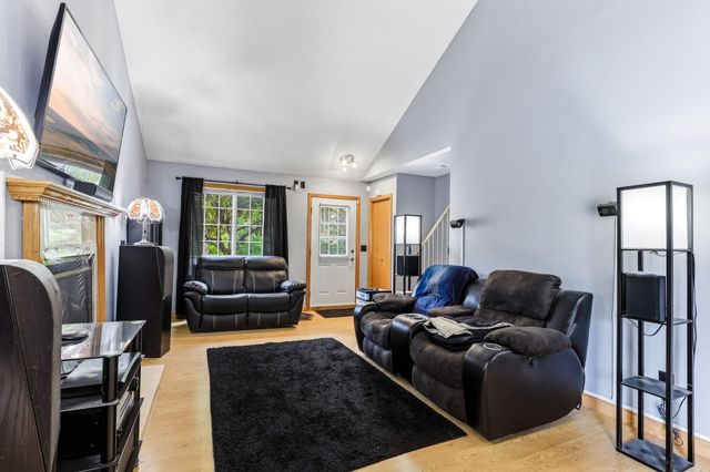 2333 Williams Drive, Burnsville, MN 55337