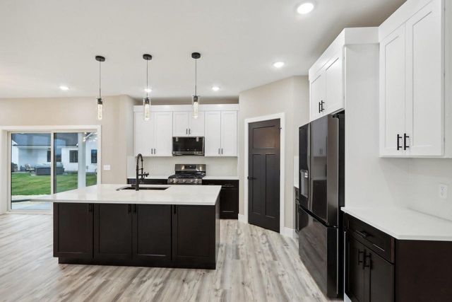 228 Falcon Court, Sauk City, WI 53583