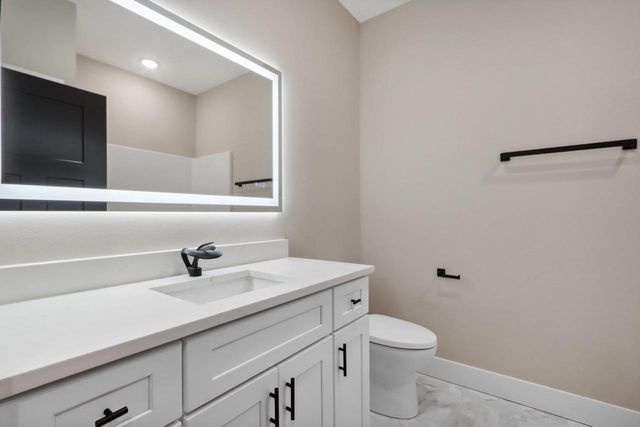 228 Falcon Court, Sauk City, WI 53583