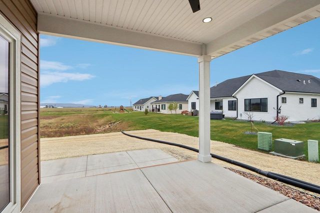 228 Falcon Court, Sauk City, WI 53583