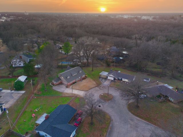 1400 12th Ave NE, Miami, OK 74354