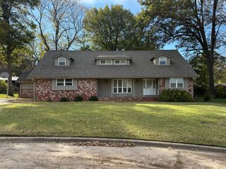 1400 12th Ave NE, Miami, OK 74354