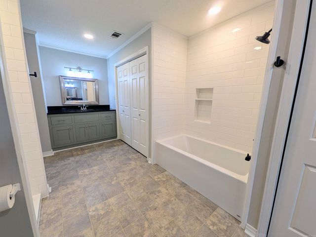 1077 Toltec Street, Camden, AR 71701