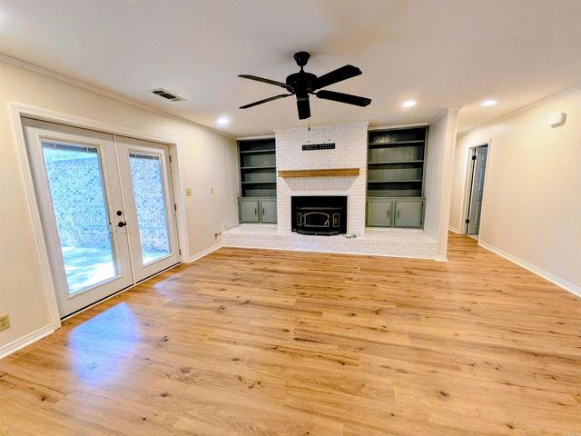 1077 Toltec Street, Camden, AR 71701