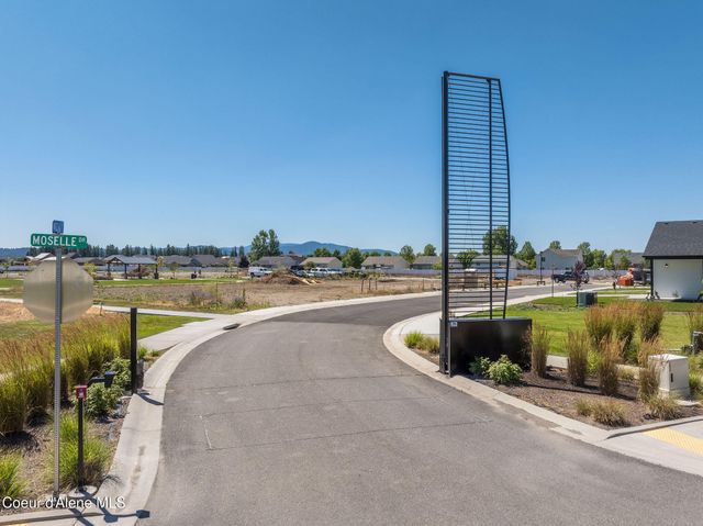 7773 N Mocha Lp, Coeur D'alene, ID 83815