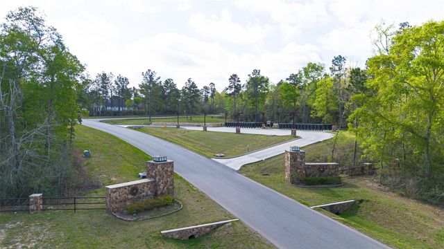 15982 Wood Grove Way, Willis, TX 77378