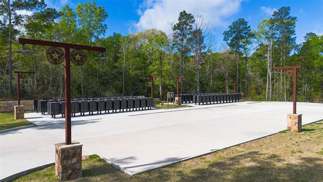 15982 Wood Grove Way, Willis, TX 77378