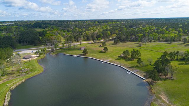 15982 Wood Grove Way, Willis, TX 77378