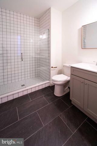 449 W KING ST, Lancaster, PA 17603