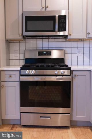 449 W KING ST, Lancaster, PA 17603