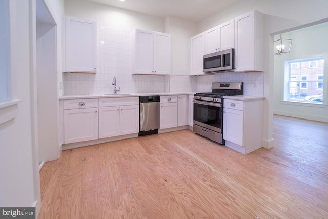 449 W KING ST, Lancaster, PA 17603