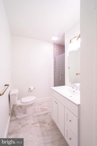 449 W KING ST, Lancaster, PA 17603