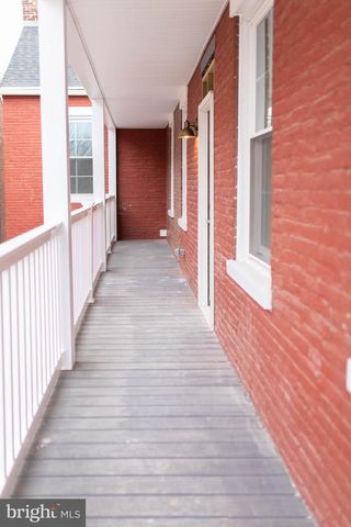 449 W KING ST, Lancaster, PA 17603