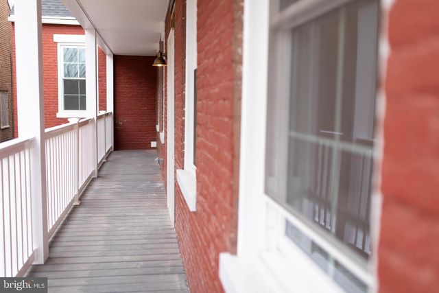 449 W KING ST, Lancaster, PA 17603