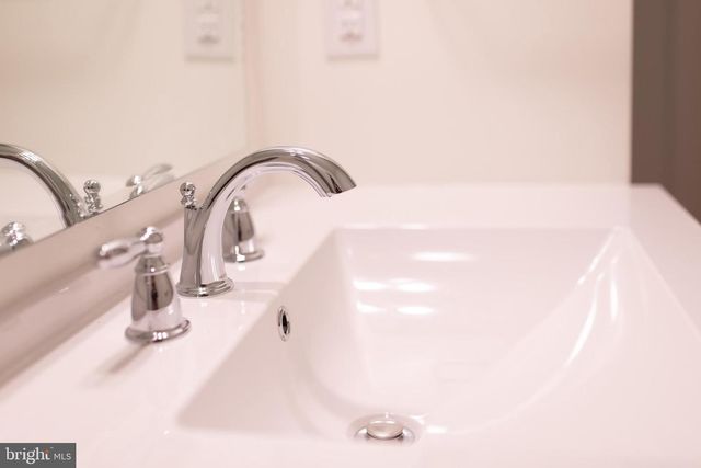 449 W KING ST, Lancaster, PA 17603