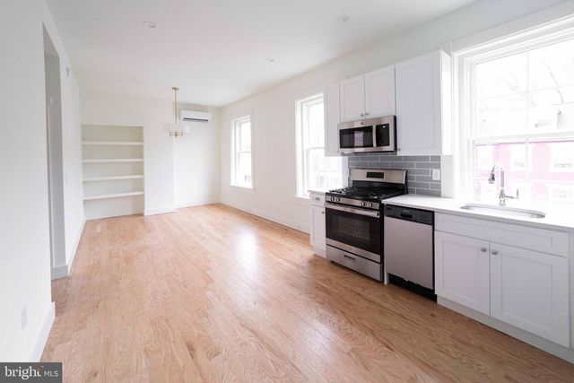 449 W KING ST, Lancaster, PA 17603