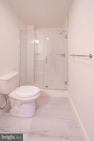 449 W KING ST, Lancaster, PA 17603