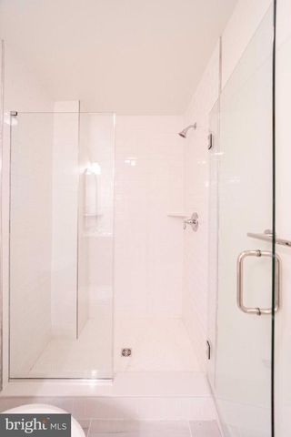 449 W KING ST, Lancaster, PA 17603