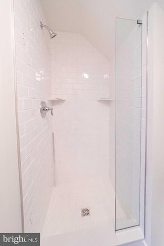 449 W KING ST, Lancaster, PA 17603