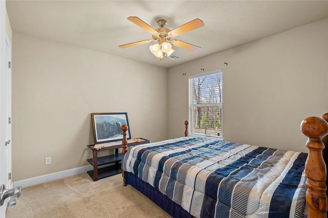 1 Buckden Lane, Bella Vista, AR 72715