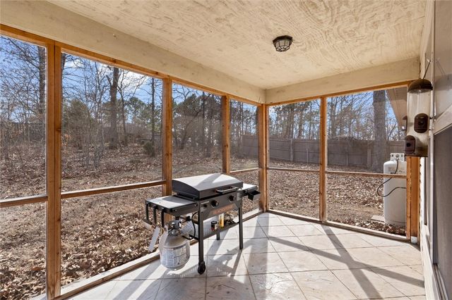 1 Buckden Lane, Bella Vista, AR 72715