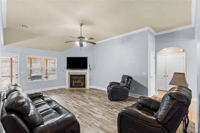 1 Buckden Lane, Bella Vista, AR 72715