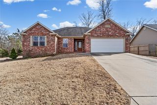 1 Buckden Lane, Bella Vista, AR 72715