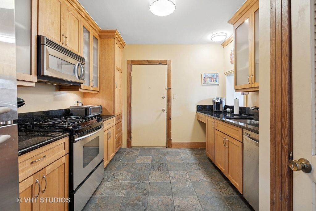 property-img