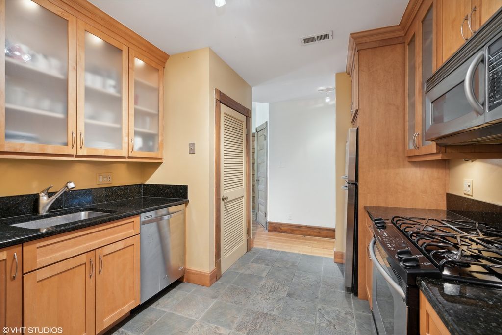 property-img