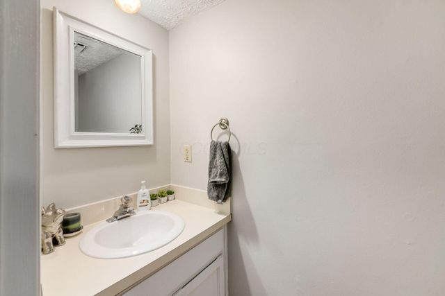 377 King Avenue, Columbus, OH 43201