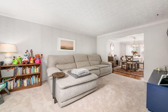 377 King Avenue, Columbus, OH 43201
