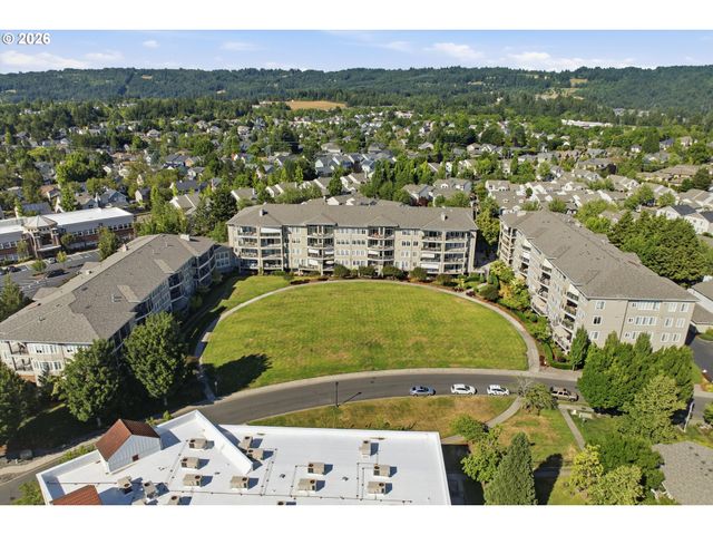 4832 Nw PROMENADE Ter 316, Portland, OR 97229