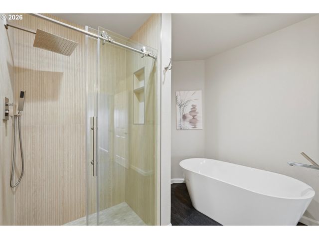 4832 Nw PROMENADE Ter 316, Portland, OR 97229
