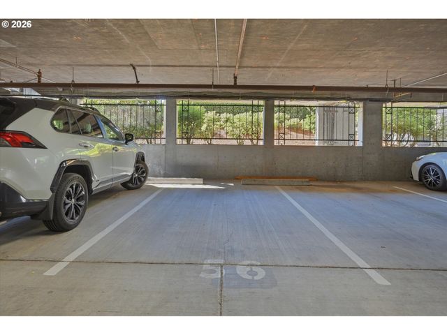 4832 Nw PROMENADE Ter 316, Portland, OR 97229