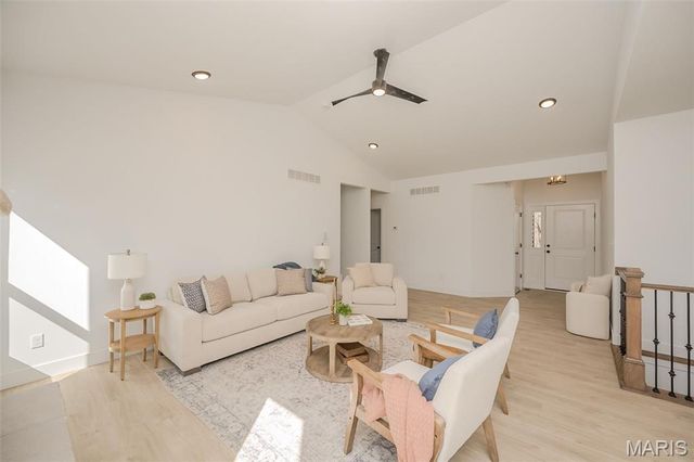 171 Sydnorville, Troy, MO 63379